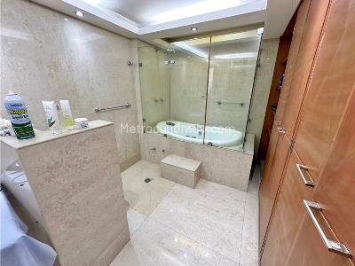 Casa de 5 alcobas en venta en El Ingenio, Cali, 500 m² · foto 14 de 20