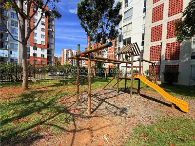 Apartamento de 2 alcobas en venta en Ciudad Melendez, Cali, 60 m² · foto 13 de 14