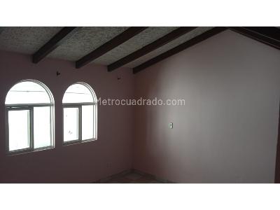 Casa de 5 alcobas en venta en El Bosque, Cali, 250 m² · foto 6 de 7