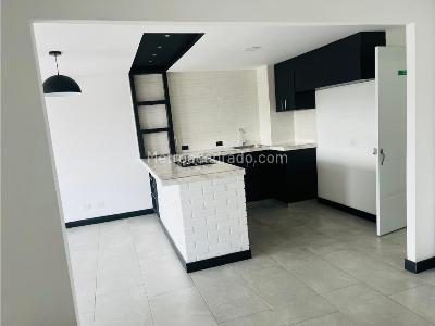 Apartamento de 3 alcobas en venta en Ciudad Pacifica Sur, Cali, 81 m² · foto 2 de 9