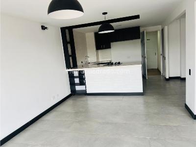 Apartamento de 3 alcobas en venta en Ciudad Pacifica Sur, Cali, 81 m² · foto 4 de 9