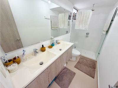 Apartamento de 2 alcobas en venta en Valle Del Lili, Cali, 113 m² · foto 17 de 20