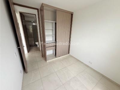 Apartamento de 3 alcobas en venta en Ciudad Pacifica Sur, Cali, 56 m² · foto 6 de 12