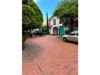 Casa de 4 alcobas en venta en Ciudad Jardin, Cali, 190 m² · foto 3 de 14