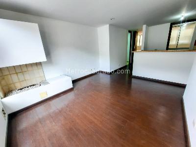 Apartamento de 1 alcoba en venta en Bosques De Rosales, Bogotá, 55 m² · foto 5 de 9