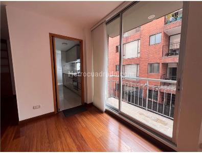 Apartamento de 3 alcobas en venta en Chico Santa Barbara, Bogotá, 103 m² · foto 15 de 15