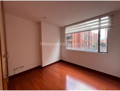 Apartamento de 3 alcobas en venta en Chico Santa Barbara, Bogotá, 103 m² · foto 13 de 15