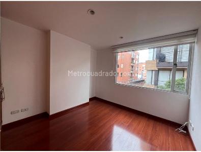 Apartamento de 3 alcobas en venta en Chico Santa Barbara, Bogotá, 103 m² · foto 14 de 15