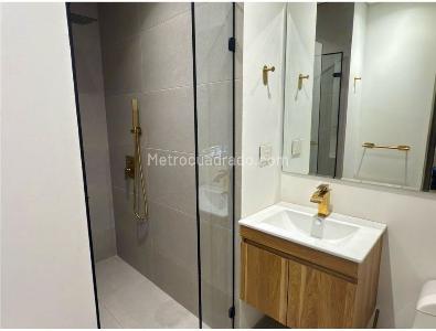 Apartamento de 1 alcoba en venta en Santa Barbara, Bogotá, 60 m² · foto 2 de 9