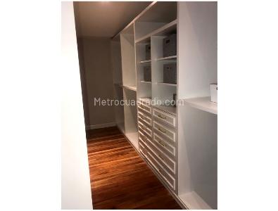 Apartamento de 5 alcobas en venta en Bella Suiza, Bogotá, 630 m² · foto 6 de 16