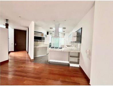 Apartamento de 3 alcobas en venta en Chico Norte Ii, Bogotá, 230 m² · foto 10 de 13