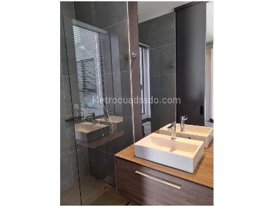 Apartamento en venta en Chico, Bogotá · foto 2 de 14