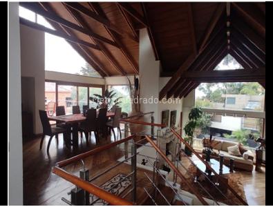 Casa de 4 alcobas en arriendo en Molinos Norte, Bogotá, 932 m² · foto 10 de 16