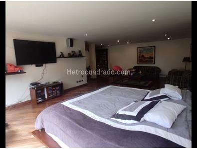 Casa de 4 alcobas en arriendo en Molinos Norte, Bogotá, 932 m² · foto 12 de 16