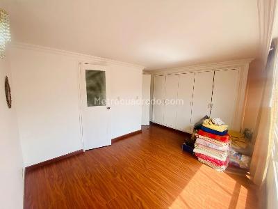 Apartamento en venta en Santa Barbara Central, Bogotá · foto 11 de 18
