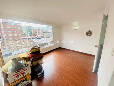 Apartamento en venta en Santa Barbara Central, Bogotá · foto 9 de 18