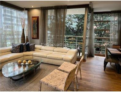 Apartamento de 3 alcobas en venta en La Cabrera, Bogotá, 242 m² · foto 10 de 19
