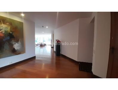 Apartamento en venta en Los Rosales, Bogotá · foto 2 de 17