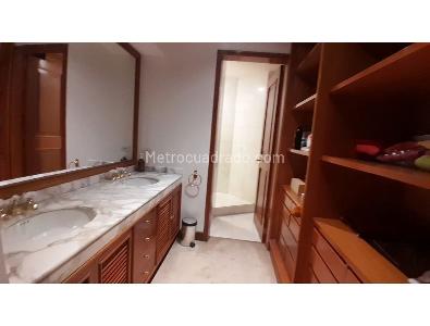 Apartamento en venta en Los Rosales, Bogotá · foto 6 de 17
