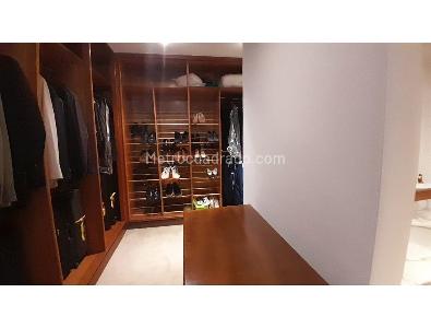 Apartamento en venta en Los Rosales, Bogotá · foto 7 de 17
