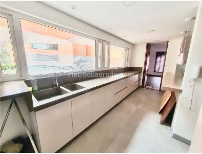 Apartamento en venta en Chico Norte, Bogotá · foto 8 de 16