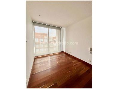 Apartamento de 3 alcobas en arriendo en Chico Reservado, Bogotá, 160 m² · foto 12 de 14