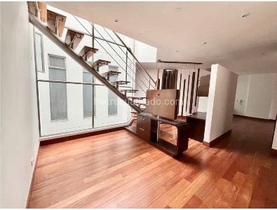 Apartamento de 3 alcobas en arriendo en Chico Reservado, Bogotá, 160 m² · foto 3 de 14