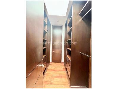 Apartamento de 3 alcobas en arriendo en Chico Reservado, Bogotá, 160 m² · foto 8 de 14