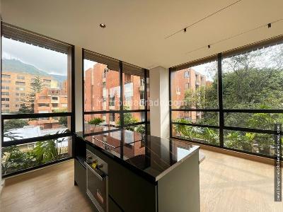 Apartamento de 2 alcobas en venta en Chico Norte, Bogotá, 92 m² · foto 5 de 17