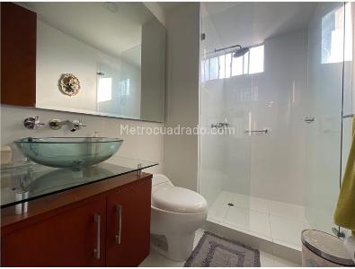 Apartamento de 3 alcobas en venta en Santa Barbara, Bogotá, 300 m² · foto 10 de 15