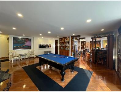 Apartamento de 3 alcobas en venta en Santa Barbara, Bogotá, 300 m² · foto 2 de 15