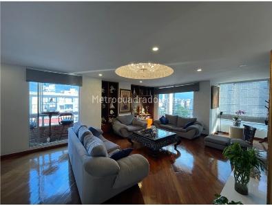 Apartamento de 3 alcobas en venta en Santa Barbara, Bogotá, 300 m² · foto 4 de 15