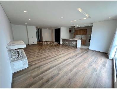 Apartamento en arriendo en Chico, Bogotá · foto 3 de 8