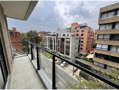 Apartamento de 3 alcobas en venta en Chico, Bogotá, 228 m² · foto 5 de 8