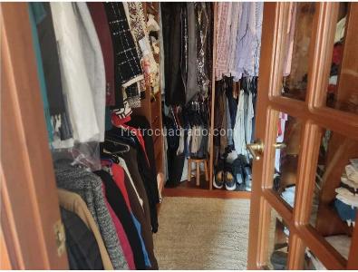 Apartamento en venta en Santa Barbara Occidental, Bogotá · foto 10 de 17