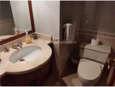 Apartamento en venta en Santa Barbara Occidental, Bogotá · foto 16 de 17