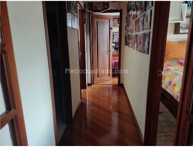 Apartamento en venta en Santa Barbara Occidental, Bogotá · foto 6 de 17