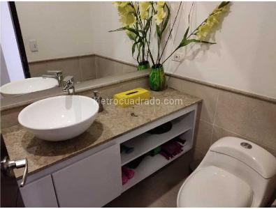 Apartamento de 3 alcobas en venta en Santa Barbara Occidental, Bogotá, 125 m² · foto 11 de 20