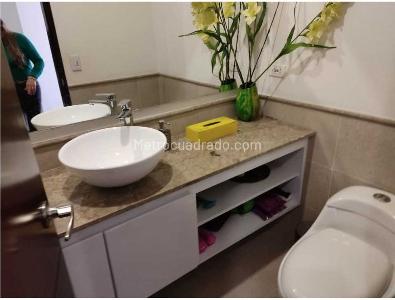 Apartamento de 3 alcobas en venta en Santa Barbara Occidental, Bogotá, 125 m² · foto 12 de 20