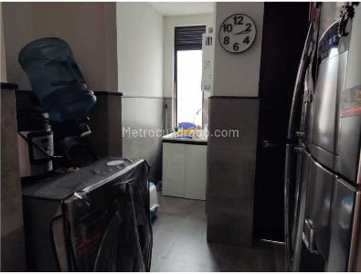 Apartamento de 3 alcobas en venta en Santa Barbara Occidental, Bogotá, 125 m² · foto 3 de 20