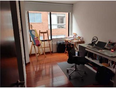 Apartamento de 3 alcobas en venta en Santa Barbara Occidental, Bogotá, 125 m² · foto 4 de 20