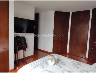 Apartamento de 3 alcobas en venta en Santa Barbara Occidental, Bogotá, 125 m² · foto 7 de 20