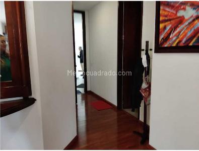 Apartamento de 3 alcobas en venta en Santa Barbara Occidental, Bogotá, 125 m² · foto 9 de 20