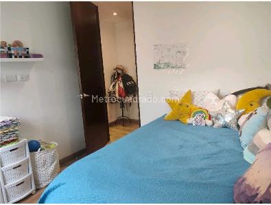 Apartamento de 3 alcobas en venta en San Patricio, Bogotá, 184 m² · foto 9 de 20