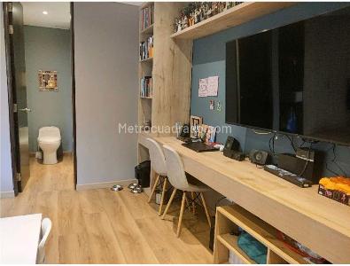 Apartamento de 3 alcobas en venta en San Patricio, Bogotá, 184 m² · foto 19 de 20