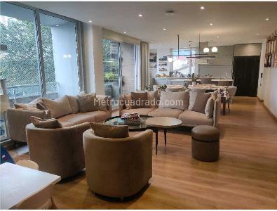 Apartamento de 3 alcobas en venta en San Patricio, Bogotá, 184 m² · foto 2 de 20