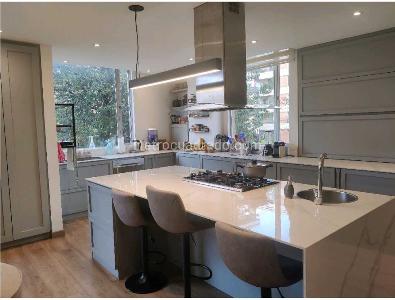 Apartamento de 3 alcobas en venta en San Patricio, Bogotá, 184 m² · foto 5 de 20