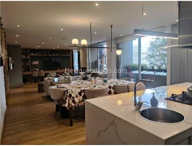 Apartamento de 3 alcobas en venta en San Patricio, Bogotá, 184 m² · foto 7 de 20