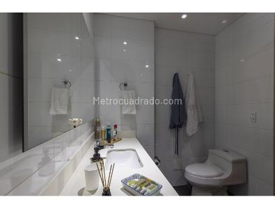Apartamento de 1 alcoba en venta en Chico, Bogotá, 65 m² · foto 3 de 20
