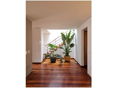 Apartamento en venta en Santa Barbara, Bogotá · foto 2 de 13